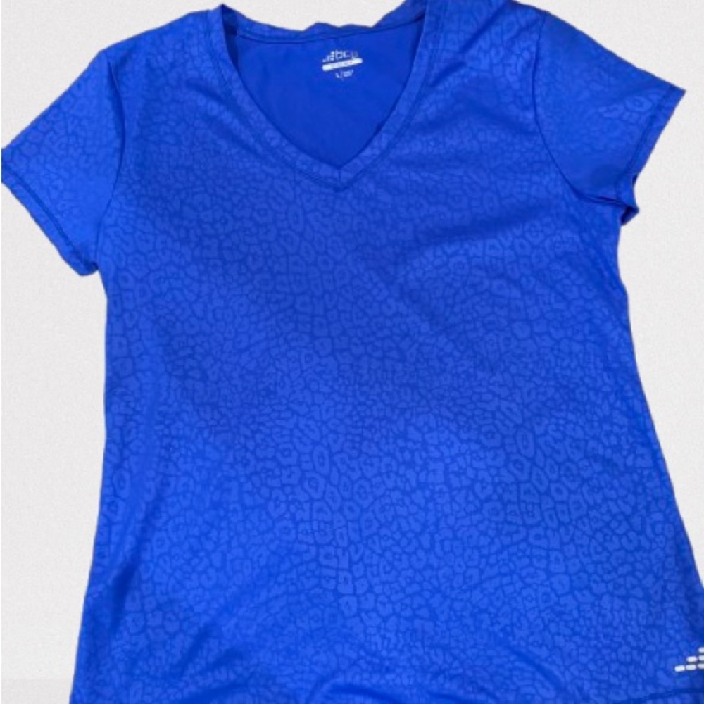 blue leopard dry fit tee